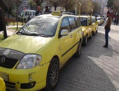 Bitlis’teki Taksicilerden Lpg Zammına Tepki