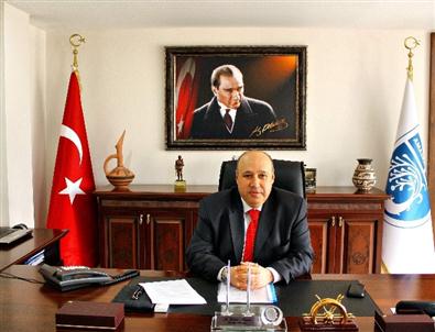 Başkan Timur'dan Kadın Hakları Günü Mesajı