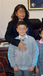 KAFA TRAVMASI - Kadın Öğretmen Öldüresiye Dövülüp Yol Kenarına Atıldı