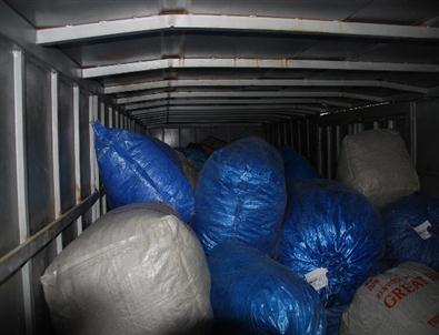 Lojistik Hizmet Veren Kamyondan Kaçak Sigara Çıktı