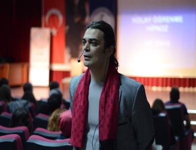 Akü’de Adil Maviş İle Hipnotik İletişim ve Kolay Öğrenme Eğitimi