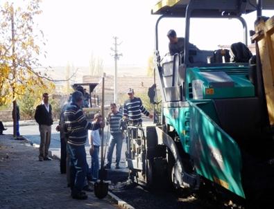 Altunhisar’a Asfaltlama Yapıldı