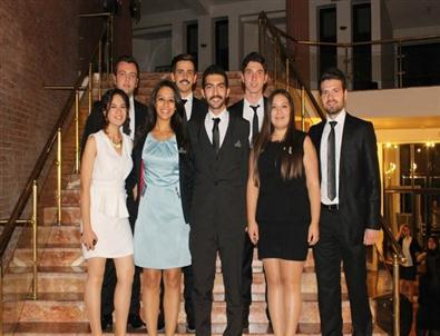 Aü Kariyer Kulübü Yönetiminde Değişiklik