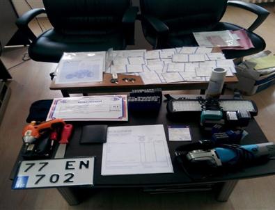 Köylüleri 1 Milyon 145 Bin Tl Dolandırdılar