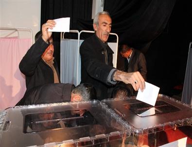 Aksaray’da Ak Parti Belde Belediye Temayül Yoklaması Yaptı