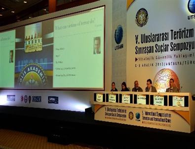 Oya Eronat Evlat Acısını Anlattı