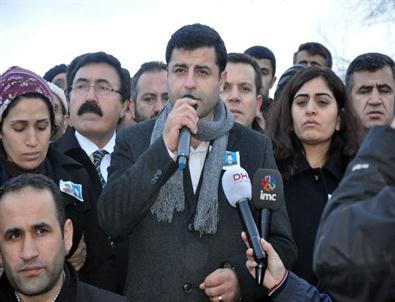 Yüksekova’daki Olaylarda Ölenler Toprağa Verildi