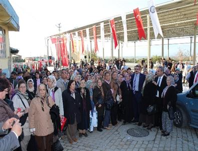 Prilibey Pazaryerine Görkemli Açılış