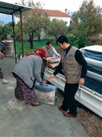 KIMSE YOK MU DERNEĞI - Milaslı Aileye Yardım Eli