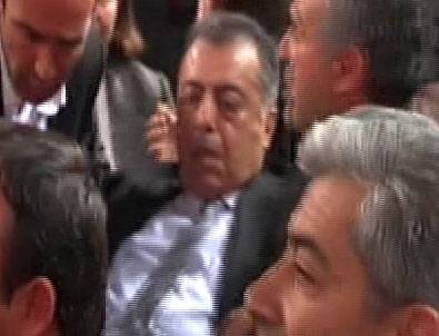 Osman Durmuş hastaneye kaldırıldı