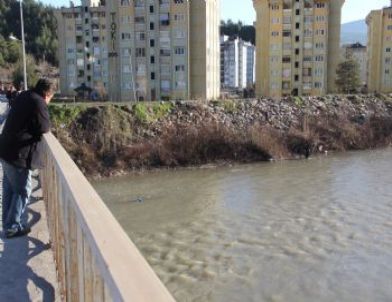 80 Yaşındaki Niyazi Dede 25 Saattir Kayıp