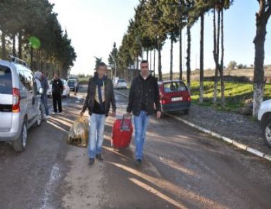 Foça Açık Ceza İnfaz Kurumundan Tahliyeler Başladı