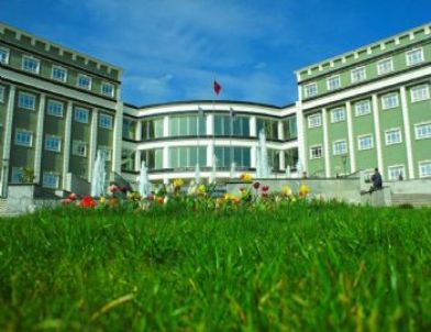 SAÜ Şubat Ayında Dolu Dizgin