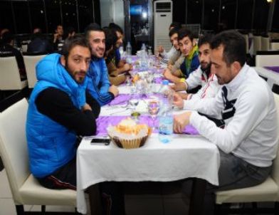 Tosya Belediyespor’a Moral Yemeği