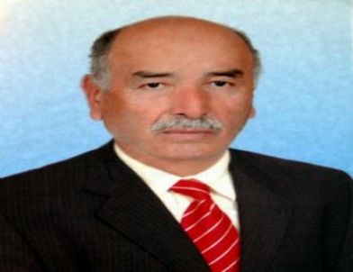 Babasının Cenaze Namazını Kıldırdı