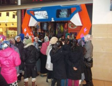 Köylerde Yaşayan Çocuklar Avm’de 5d İle Tanıştı