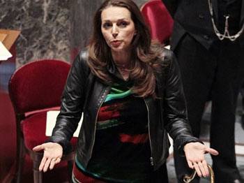 Valerie Boyer yine sahneye çıktı