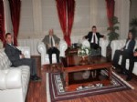 SERHAT TEMEL - BDP Batman İl Başkanı Atalay'dan Vali Yılmaz Arslan'a Ziyaret