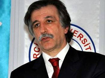 Rektörün ‘Sneijder’ isyanı