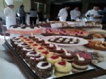 DEDEMAN OTELI - Bayat Ekmekten 30 Çeşit Yemek ve Pasta Yaptılar