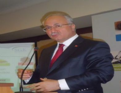 Manisa’da 'sosyal Güvenlik Reformu' Konferansı