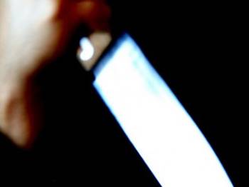 Zabıta Müdürü Sarı, makamında bıçaklandı