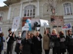 ATEŞ ÜNAL ERZEN - Chp'liler, Kadına Karşı Şiddeti Ermeni Kilisesi Önünde Dans Ederek Protesto Etti