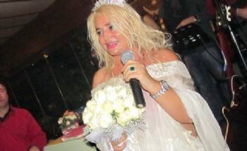 Android sevgililer için söyledi