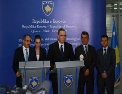 Kosova Eğitim Bakanı’ndan Tuhaf Osmanlı Çıkışı