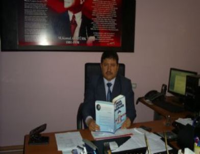 Kula'da 'Birlikte Kitap Okuyoruz' Kampanyası Başlatıldı