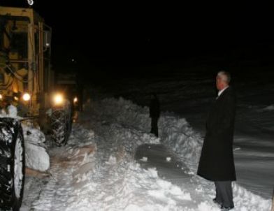 Tipide Mahsur Kalan Köylüler Kurtarıldı