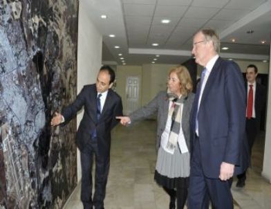 Alman Büyükelçisinden Baydemir’e Ziyaret