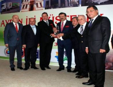 Hisarcıklıoğlu, “Aydın’daki Oda ve Borsalar 5 Yıldızlı Hizmet Veriyor”