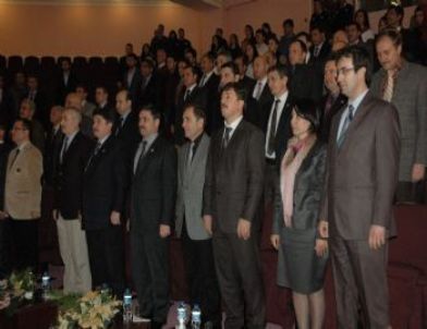 Manisa'da 'büyükşehir Belediyesi' Konferansı