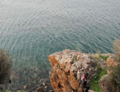 İzmir'de Denizde Kadın Cesedi Bulundu