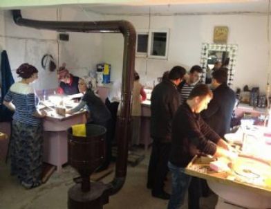 Kaymakam Odabaş Halk Eğitim Merkezi Kurslarını Ziyaret Etti