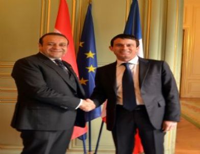 AB Bakanı Bağış, Fransa İçişleri Bakanı Vals İle Görüştü