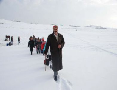 Öğrencilerin Tehlikeli Okul Yolculuğu