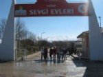 Öğrencilerden Sevgi Evlerine Ziyaret