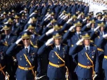 TSK'dan kendi istekleriyle ayrılan personel sayısı açıklandı