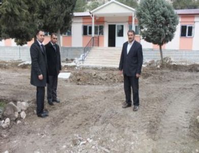 Yapımı Tamamlanan Okulda Çevre Düzenlemesi Başlıyor