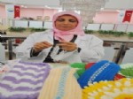 YAPRAK SARMA - Gölbaşı’da Hünerli Eller Pazarı