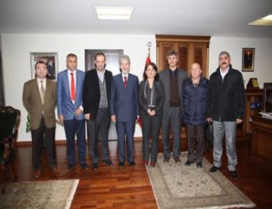 Kırıkkale Kültür ve Dayanışma Deneğinden Başkan Tuna’ya Ziyaret
