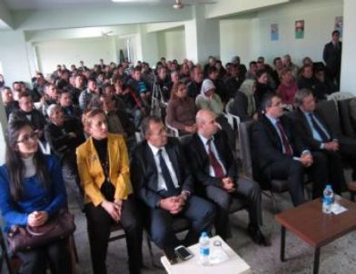 Ödemiş'te 'aklı Doğru Kullanmanın Önündeki Engeller' Konulu Seminer Düzenlendi