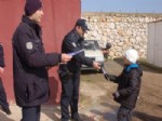 SPORDA ŞİDDET - Bandırma Polisi Sporda Şiddetin Önlenmesi İçin Broşür Dağıttı