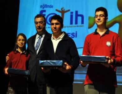 Aydın’da 722 Tablet Sahiplerine Teslim Edildi