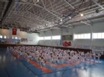 Karateciler Kemer Sınavında Ter Döktü