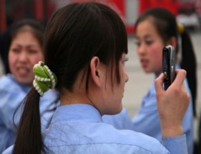 Çin'de Telefon Abonesi Sayısı 1,5 Milyara Yaklaştı