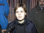 SURİYE BÜYÜKELÇİLİĞİ - Gazeteci Kadumi İçin Suriye Büyükelçiliği Önünde Eylem