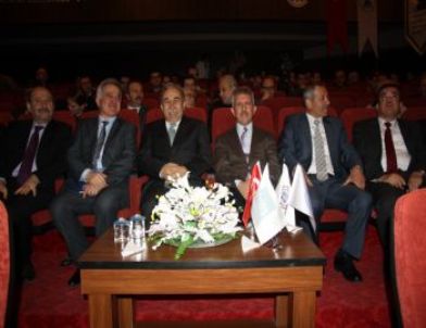 İnşaat Sektöründe Mesleki Yeterlilik Konferansı